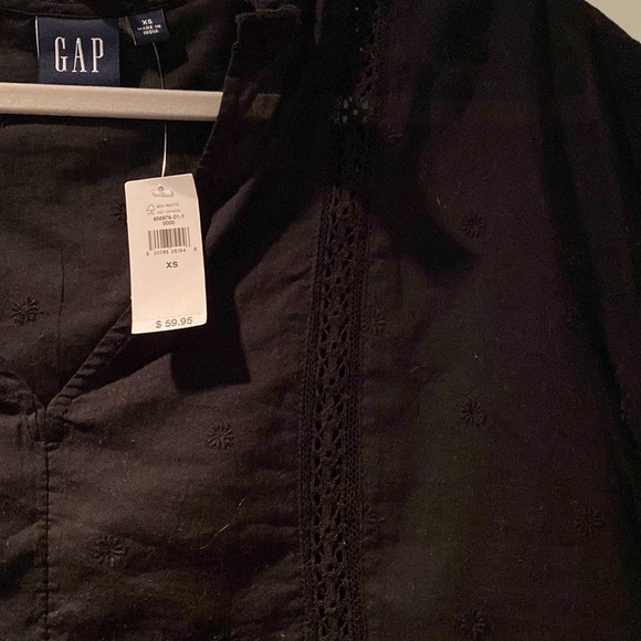GAP NWT black top XS - Picture 2 of 9